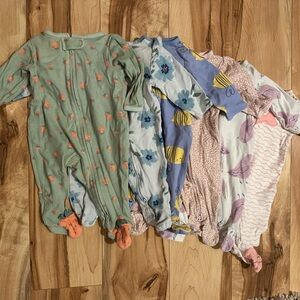 Carter's set of 6 zip-up pajamas